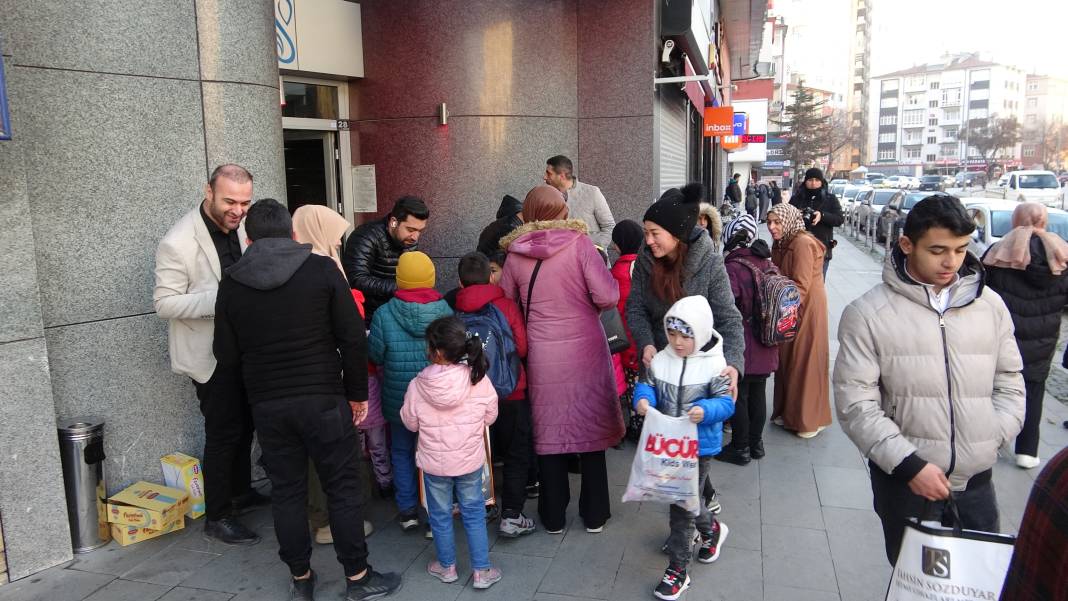 Konya'nın minikleri şivlilik coşkusuyla sokakları şenlendirdi 26